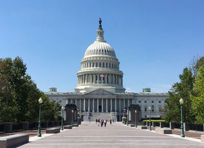 美国留学移民应具备的条件是什么?