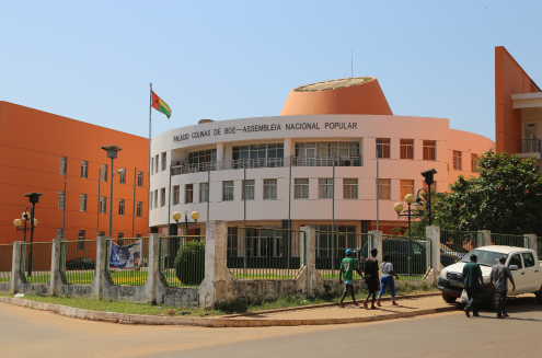 几内亚比绍绿卡申请要求和用途是什么？