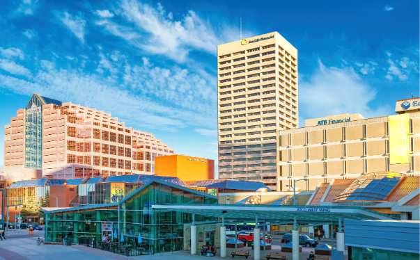 定居加拿大需要什么条件？