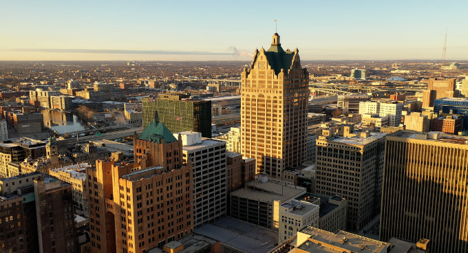 魁省杰出人才移民的优势和申请条件