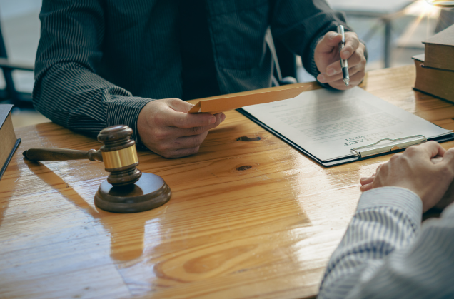 婚姻临时绿卡转正：分居期间如何证明婚姻真实性？