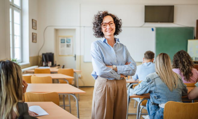 教育工作者如何通过EB1A移民？教学贡献的量化方法与成功策略