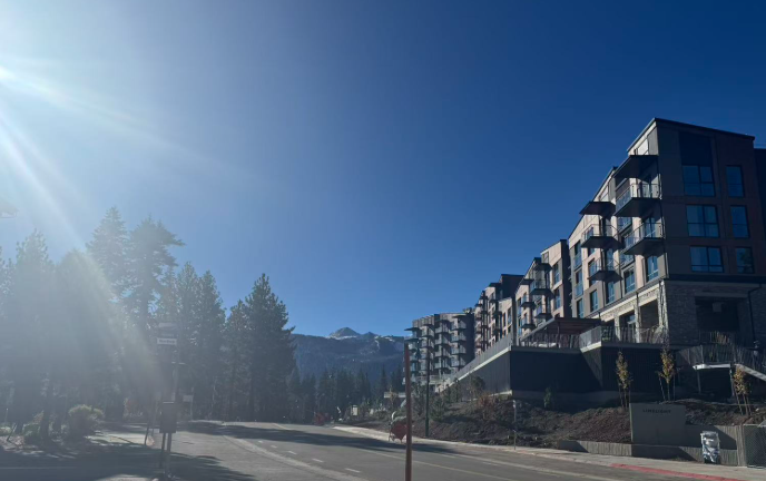 EB-1A申请中的翻译和公证注意事项：确保材料完整有效