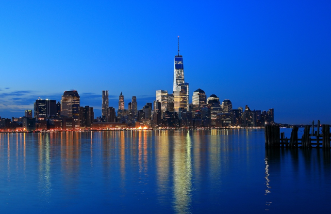 满足EB-1A十项中的三项就够了吗？深度解读“初步证据”标准