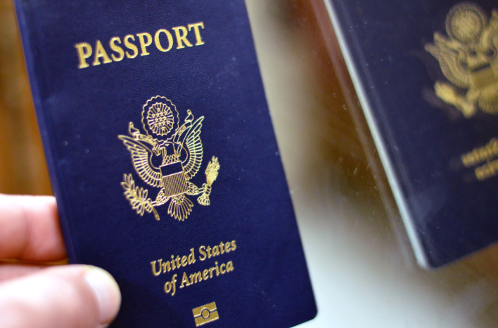 父母陪读能办F2吗？F2签证可以工作吗？